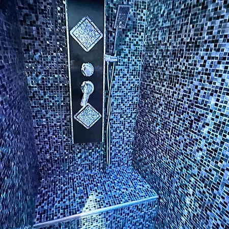 Apartment Le Lovely - & Jacuzzi Manosque